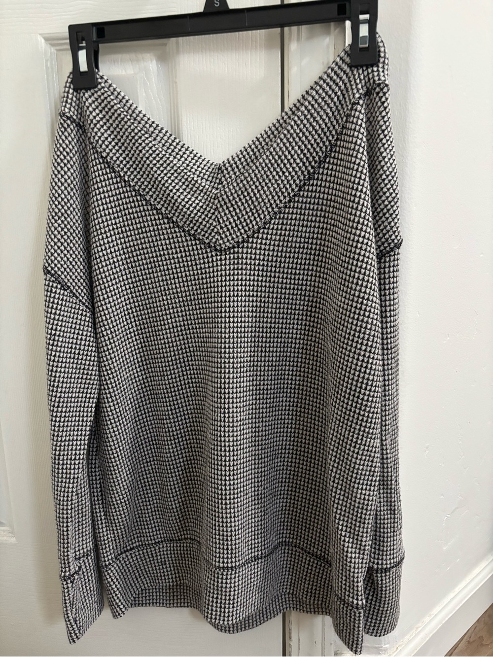 Cozy Black & White V-Neck Knit Sweater